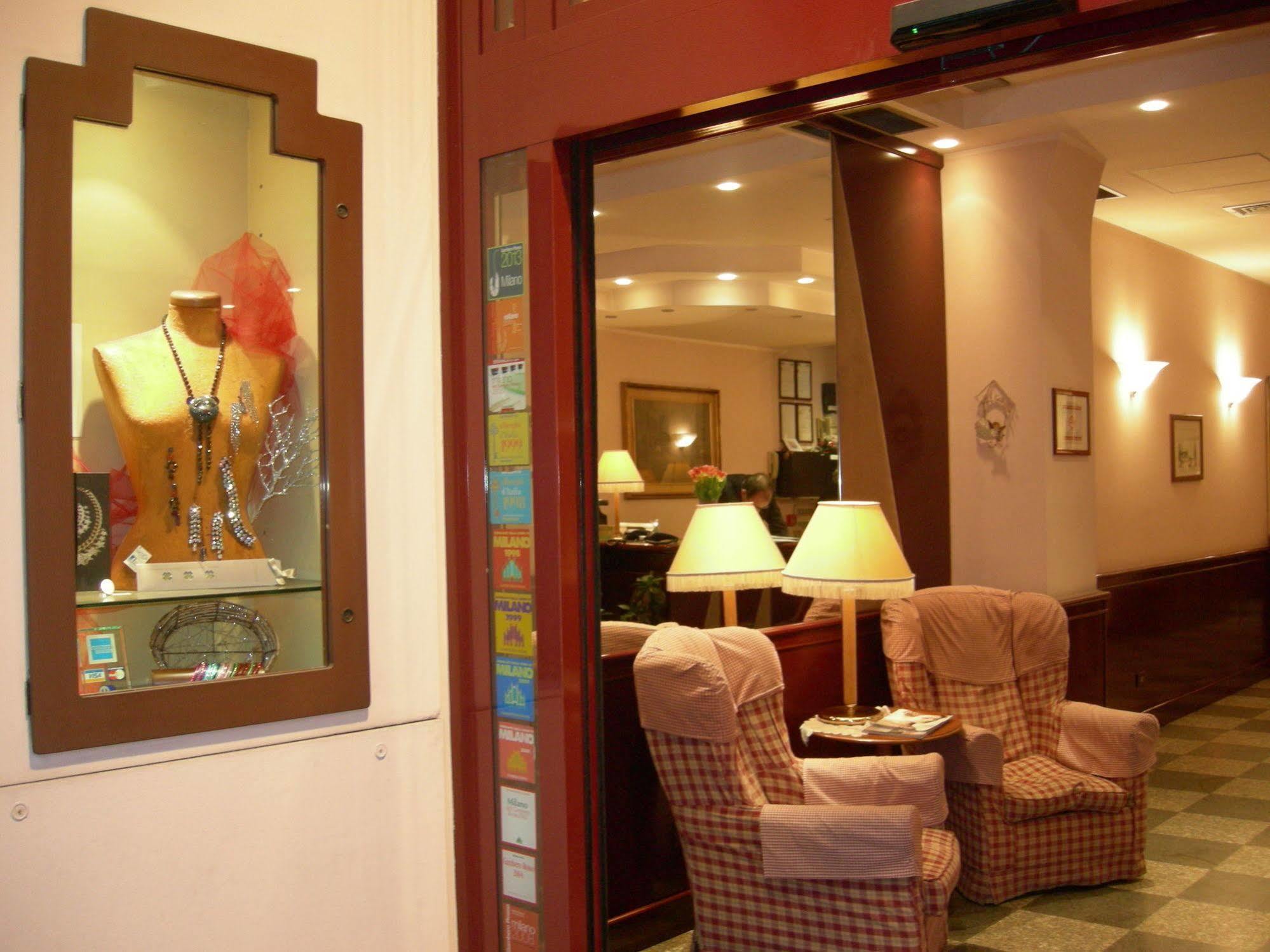 Buenos Aires Hotel Милано Екстериор снимка